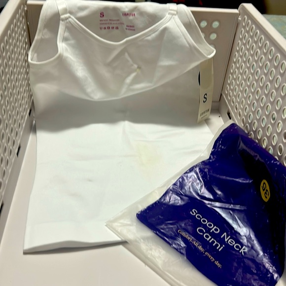 Shapermint Scoop Neck Cami - Picture 1 of 4